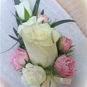 fwthumbCorsage White & Pink Rose 1.jpg